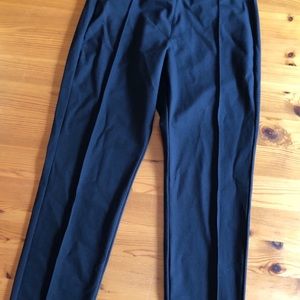 HUE Black Stretch Leggings